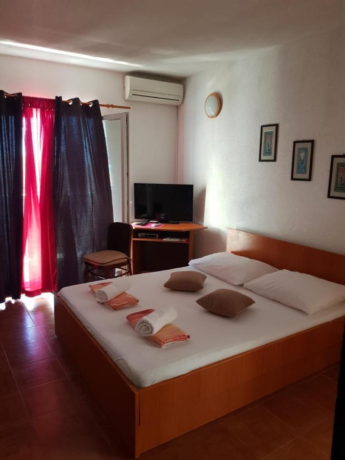 Apartmani Laguna Gradac  Eksteriør billede