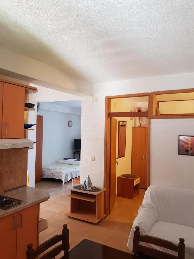Apartmani Laguna Gradac  Eksteriør billede