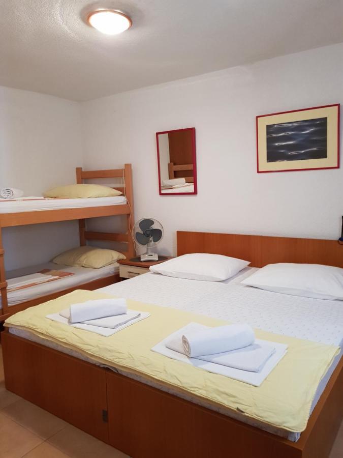 Apartmani Laguna Gradac  Eksteriør billede