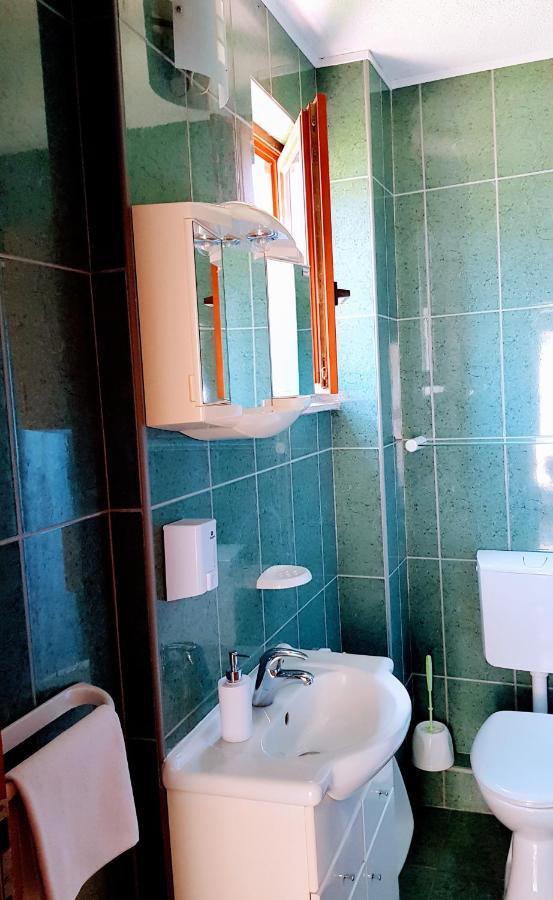 Apartmani Laguna Gradac  Eksteriør billede