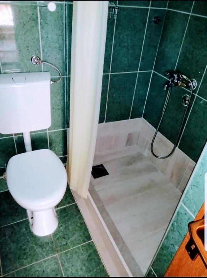 Apartmani Laguna Gradac  Eksteriør billede