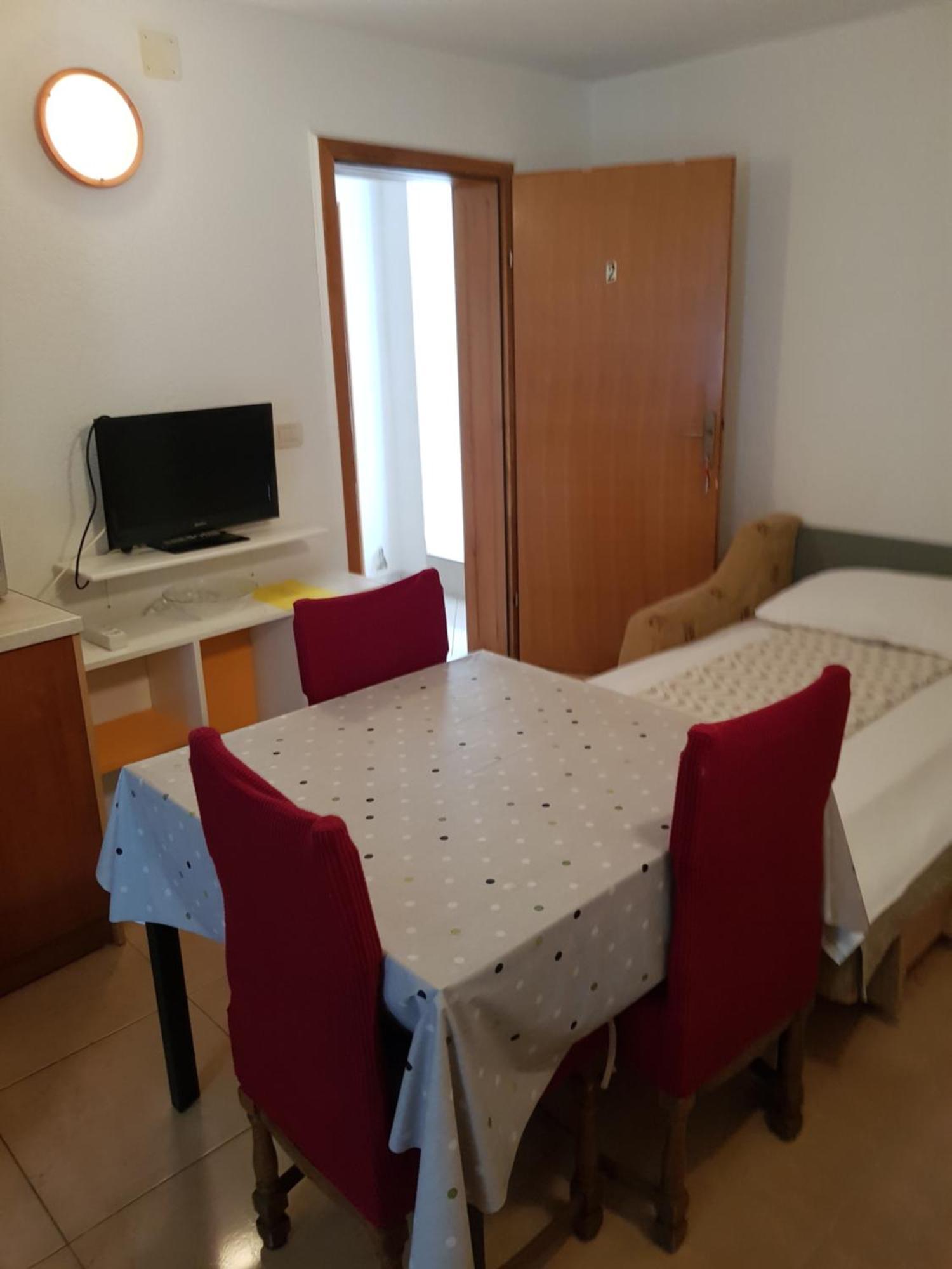Apartmani Laguna Gradac  Eksteriør billede